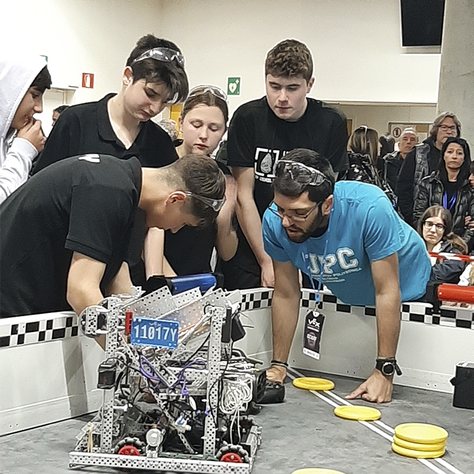 Final estatal de la Vex Robotics Competition 2023 a l'EEBE