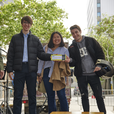 Tres estudiants de l'EEBE guanyadors d'una de les categories del concurs UPC Thinking Festivals